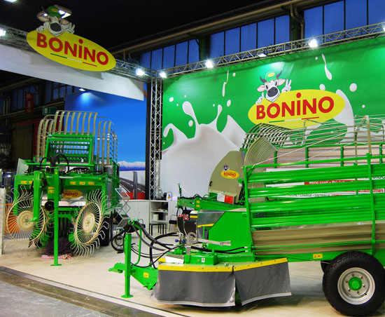 Bonino-stand-fiera-Eima-Exhibition-Machines-agricoles-salon-puesto-feria-Messestand