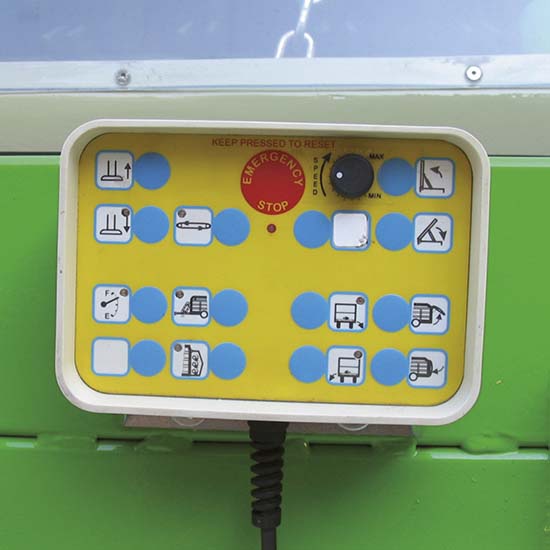 Falcia-autocaricante-Bonino-Venere-Giunone-pulsantiera-elettrica-zero-grazer-electrical-box-faucheuse-autochargeuse-boîtier-électronique-segador-autocargador-panel-electrico-Mählader-elektrisches-Tastenfeld